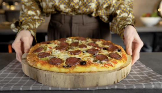 Selin Aydın'dan, Talu Çiftliği'nin Kasap Sucuğu ile Enfes Pizza Tarifi